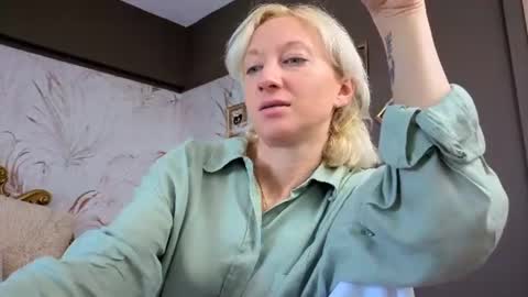 Natalie online show from 06-23-26, 06:33