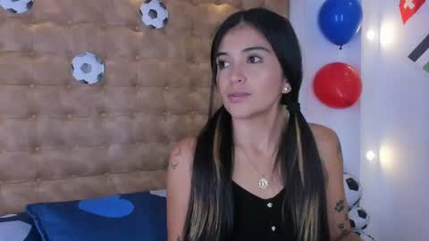   online show from 06-22-26, 06:49