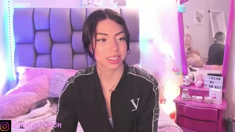       online show from 12-12-24, 12:05