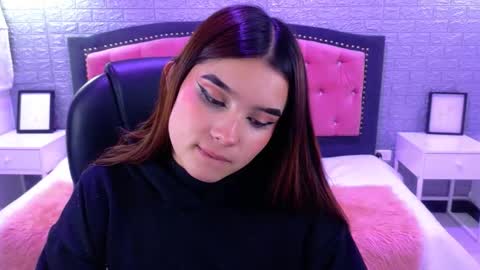 natalie  online show from 10-04-25, 02:53