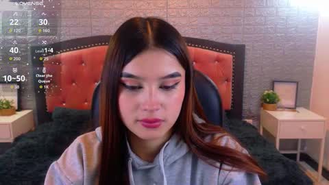 natalie  online show from 11-17-25, 03:12