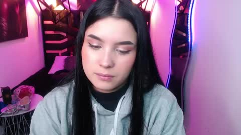 natalie  online show from 04-29-26, 08:04