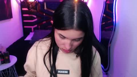 natalie  online show from 05-06-26, 08:47