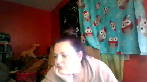 Snapshot of nataliedays chatting on 12-08-24, 10:25 Natalie online show from 12-08-24, 10:25