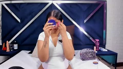 natalieevansx online show from 06-23-26, 12:58