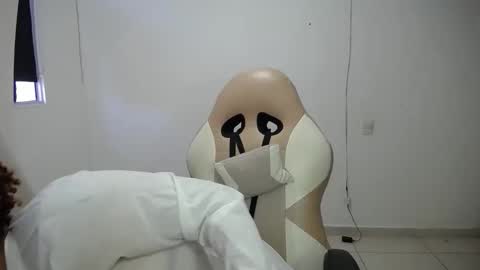 natalielabellex1 online show from 04-03-26, 02:26