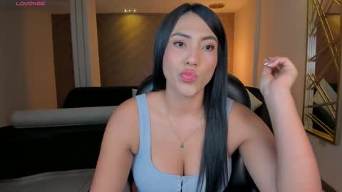 Natalie Lewis online show from 01-19-26, 11:14