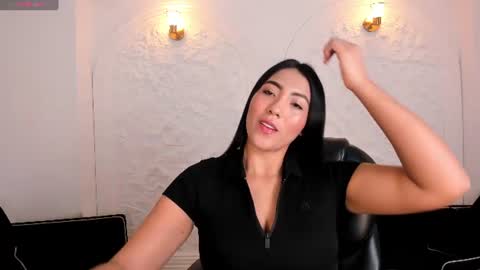Natalie Lewis online show from 06-21-26, 11:46