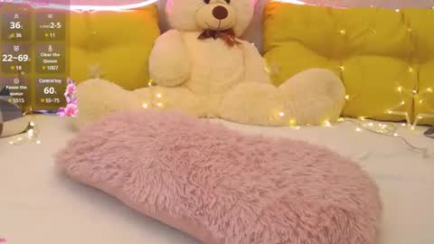 Snapshot of nataly_cute1 chatting on 02-07-25, 02:29 Nataly online show from 02-07-25, 02:29