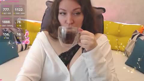 Snapshot of nataly_cute1 chatting on 02-16-25, 07:38 Nataly online show from 02-16-25, 07:38