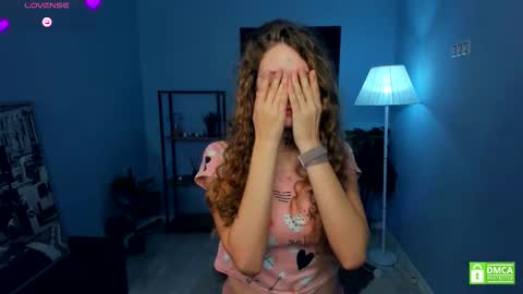 Natalie online show from 11-12-25, 05:52