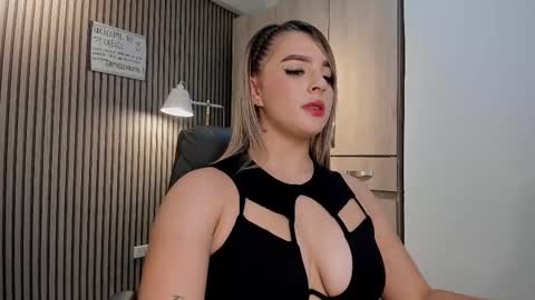 nataly_lblanck online show from 10-08-25, 11:41