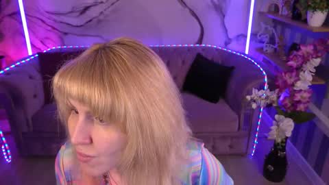 Snapshot of natalychanell chatting on 09-08-25, 09:14 natalychanell online show from 09-08-25, 09:14