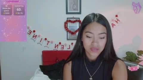 Snapshot of natalyescobar_lx chatting on 09-29-25, 12:21 Nataly Escobar online show from 09-29-25, 12:21