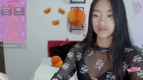 Snapshot of natalyescobar_lx chatting on 10-07-25, 12:35 Nataly Escobar online show from 10-07-25, 12:35