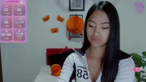 Snapshot of natalyescobar_lx chatting on 10-15-25, 01:00 Nataly Escobar online show from 10-15-25, 01:00