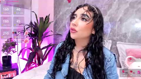 Megan online show from 06-09-26, 08:31