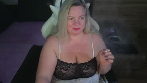 Snapshot of natascha1202 chatting on 12-24-24, 11:55 Natalli online show from 12-24-24, 11:55