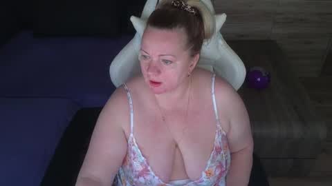 Snapshot of natascha1202 chatting on 02-25-26, 12:48 Natalli online show from 02-25-26, 12:48