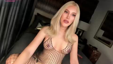 Natasha online show from 06-10-26, 02:56