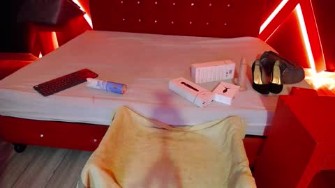 Natasha online show from 09-25-25, 10:13