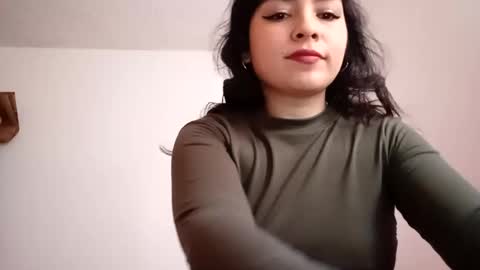 Snapshot of natasha_992750 chatting on 12-19-24, 12:12 Natasha online show from 12-19-24, 12:12