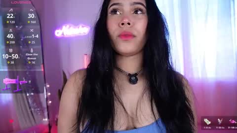 Natasha Sccott online show from 12-14-25, 01:38