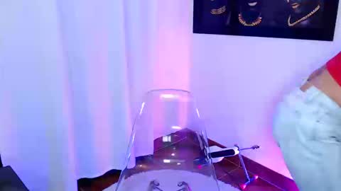 Snapshot of natasha_cam222 chatting on 09-13-25, 11:48 Natasha online show from 09-13-25, 11:48