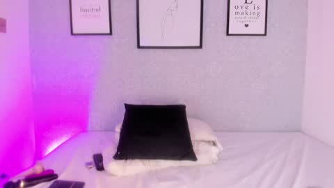 Snapshot of natasha_harpper chatting on 01-11-25, 05:29 Natasha online show from 01-11-25, 05:29