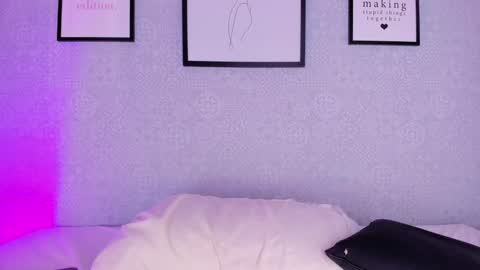 Snapshot of natasha_harpper chatting on 01-18-25, 05:48 Natasha online show from 01-18-25, 05:48