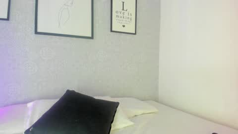 Snapshot of natasha_harpper chatting on 01-29-25, 12:24 Natasha online show from 01-29-25, 12:24