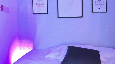 Snapshot of natasha_harpper chatting on 01-31-25, 12:40 Natasha online show from 01-31-25, 12:40