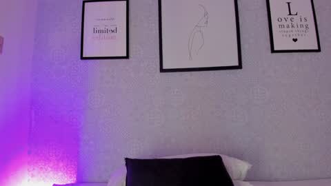 Snapshot of natasha_harpper chatting on 02-01-25, 05:37 Natasha online show from 02-01-25, 05:37