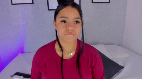 Snapshot of natasha_harpper chatting on 02-05-25, 11:02 Natasha online show from 02-05-25, 11:02