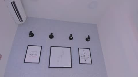 Snapshot of natasha_harpper chatting on 02-13-25, 03:35 Natasha online show from 02-13-25, 03:35