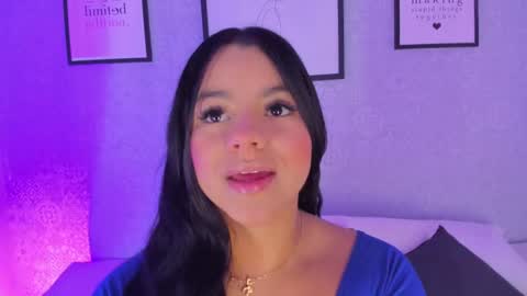 Snapshot of natasha_harpper chatting on 02-20-25, 01:30 Natasha online show from 02-20-25, 01:30