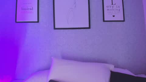 Snapshot of natasha_harpper chatting on 02-21-25, 02:06 Natasha online show from 02-21-25, 02:06