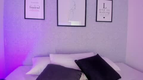 Snapshot of natasha_harpper chatting on 02-26-25, 10:58 Natasha online show from 02-26-25, 10:58