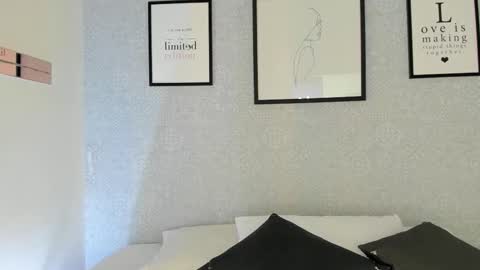 Snapshot of natasha_harpper chatting on 10-16-25, 11:11 Natasha online show from 10-16-25, 11:11