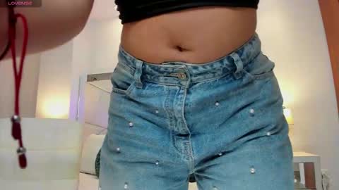 Snapshot of natasha_kiim_ chatting on 09-29-25, 03:11 natasha kiim online show from 09-29-25, 03:11