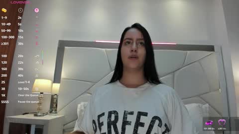 natasha kiim online show from 11-17-25, 12:49