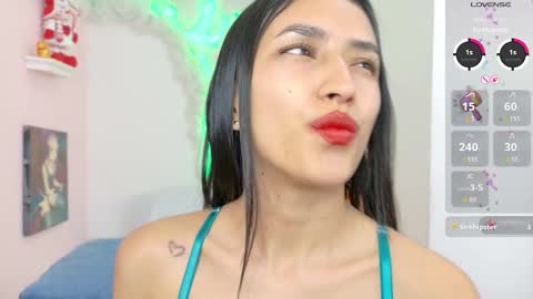 Snapshot of natasha_kurth chatting on 02-10-26, 12:09 Natasha online show from 02-10-26, 12:09