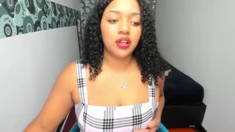 Snapshot of natasha_rose__ chatting on 03-02-25, 11:29 N A T A S H A online show from 03-02-25, 11:29