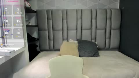 Snapshot of natasha_rose__ chatting on 09-26-25, 07:51 N A T A S H A online show from 09-26-25, 07:51