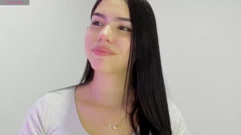 Snapshot of natasha_su chatting on 02-12-25, 11:20 Natalia online show from 02-12-25, 11:20