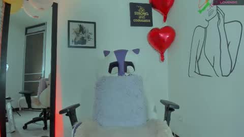 Natasha Anurak online show from 02-23-26, 01:36