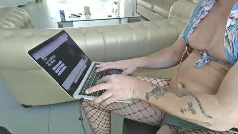 ownedbythw bestgoddess online show from 06-28-26, 09:37