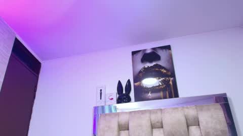   online show from 02-06-26, 09:18