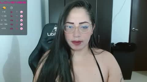 Natasha Smithe  online show from 12-13-24, 05:49