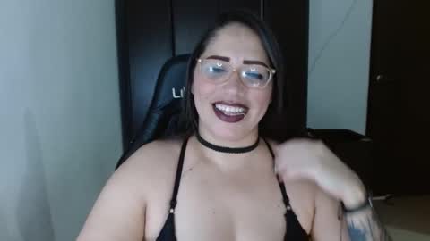 Natasha Smithe  online show from 10-13-25, 08:42